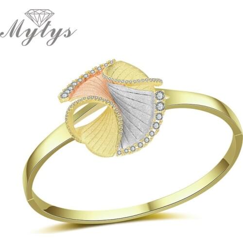 MYTYS Golden Bracelets
