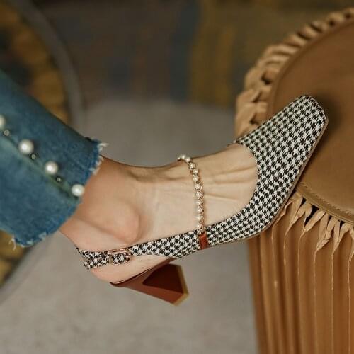 Womens Pearl High Heels 2021 Summer Square Toe Pumps for Women Vintage Plaid Buckle Lady Sandals Mid Heel Female Pumps