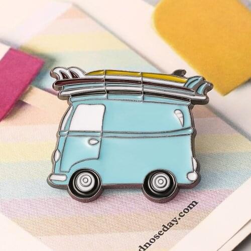 Travel Outing Bus Minivan Enamel Cute Brooch Design Lapel Pin For Travel Lovers Metal Fashion Coat Backpack Pin Brooch Jewelry