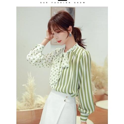 2021 autumn new long-sleeved chiffon shirt female design sense niche bow ribbon polka dot striped shirt