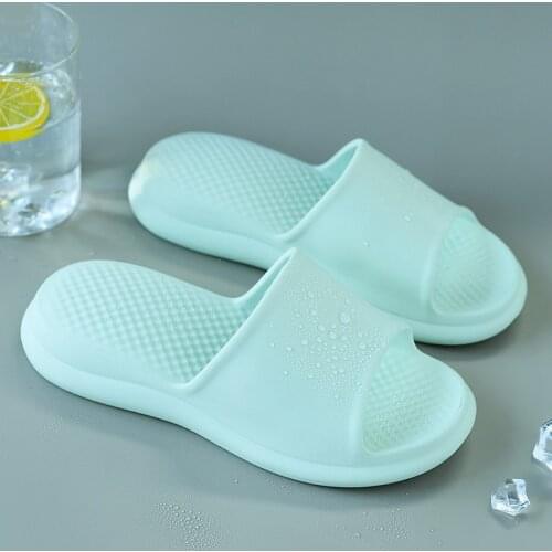 Slippers mens summer 2020 new wear non-slip indoor soft bottom flip flops home simple thick bottom slippers womens slides shoes