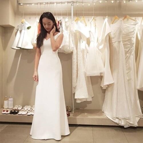 2020 Simple Beach Wedding Dress V-neck Sleeveless A-line Bridal Dress White Ivory Elegant Vestido De Novia Korea Bridal Gowns