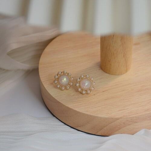 14k Real Gold Plated Fashion Jewelry Pearl Exquisite Small Cute Stud Earrings for Woman Holiday Party Elegant Earring