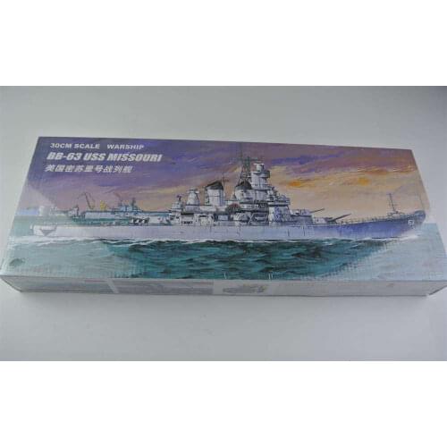 30CM Warship BB-63 USS MISSOURI Battleship Plastic Assembly Model Electric Toy