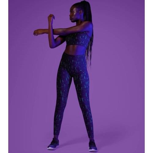 Women Fluorescent Seamless Yoga Set Fitness Clothing Sportswear Woman Gym Leggings Padded Strappy Sports Bra Fitness Suit
