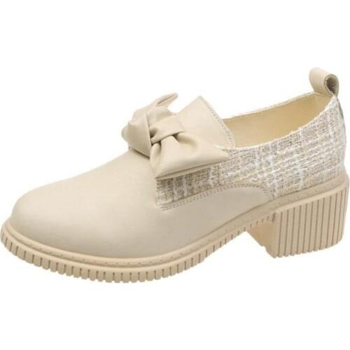 Fashionable bowknot square heels