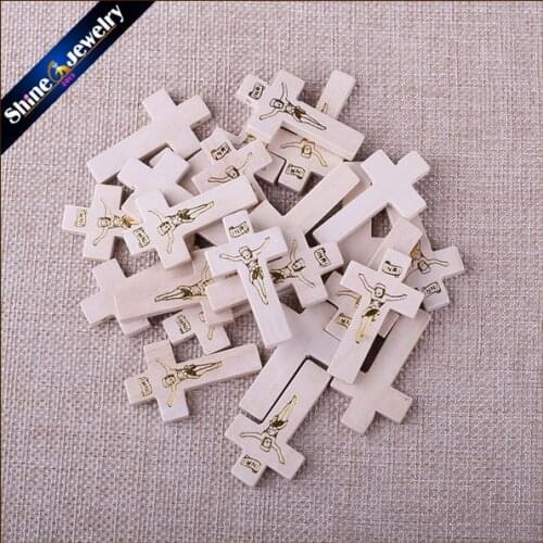 100 PCS New Natural Color Wooden Crosses Carved Jesus Crucifix Cross Charm Pendants Statue Sculpture Jewelry for Necklace Making
