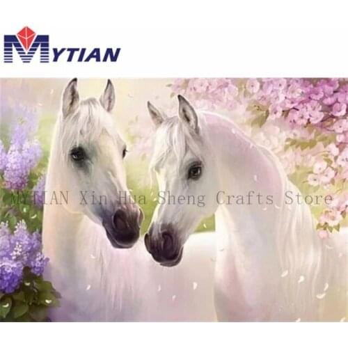 Beautiful Horses and Flowers DIY 5d Diamond Painting White Horses Diamond Embroidery Kits Full Square Round Drill Handmadicrafts