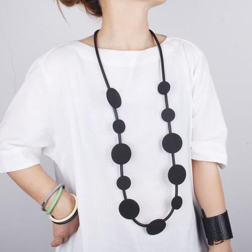 YD&YDBZ Strange Big Round Foam Necklaces Women Ethnic Style Pendant Necklace Design Fashion Jewelry Sweater Chains Party Gift