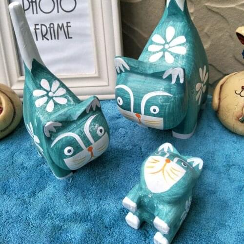 Wood Cat One Set Living Room European Style Animal Offic Desktop Coffee shop Decoration Decor Kawaii Accessories Wood Crafts