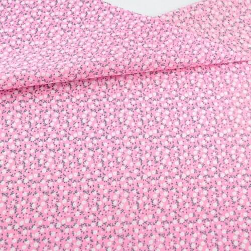 White Flowers Sewing and Green Leaves Design Tilda Crafts Dolls Tissue Fat Quarter Patchwork Fabrics 100% Cotton Fabrics Textile