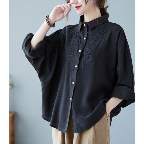2021 New Arrival Long Sleeve Autumn Blouse Shirts Soft Cotton Embroidery Floral Vintage Women Blouse Loose Spring Casual Blouse