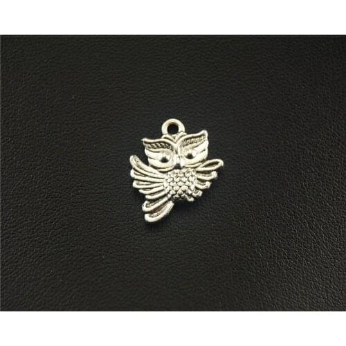 30pcs Silver Color flying owl Charm Pendant DIY Necklace Jewelry Findings 14x16mm A1541