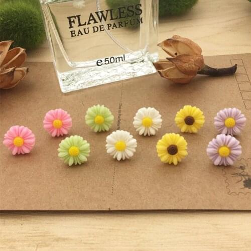 Women Jewelry earrings daisy resin flower hypoallergenic plastic rod earrings New Year gifts
