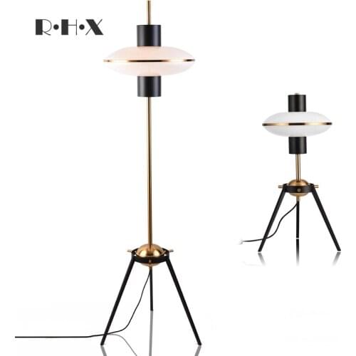 Luxurious Vertical Wrought Iron Desk Lamp Triangle Floor Lamp Office Model Between A Living Room Bedroom Bedside Desk Lamp