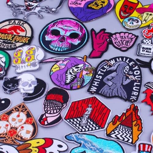Space Alien Patch Iron On Patches For Clothing Hippie Embroidered Patches On Clothes Punk Skull Joker Patch On Clothes Stickers