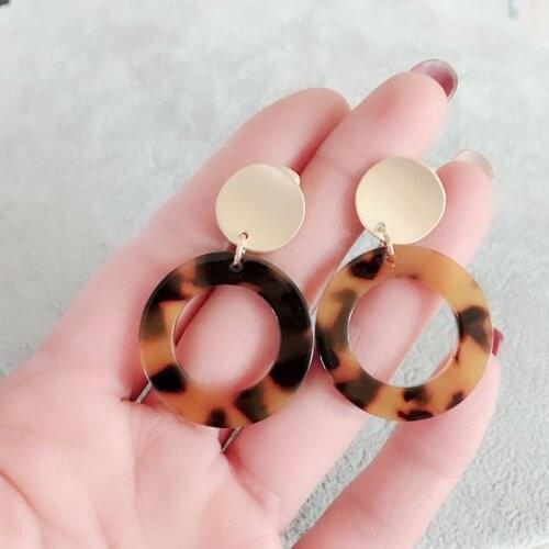 Fashion Round Geometric Tortoise Resin Sweet Popular Pretty Clip Earring