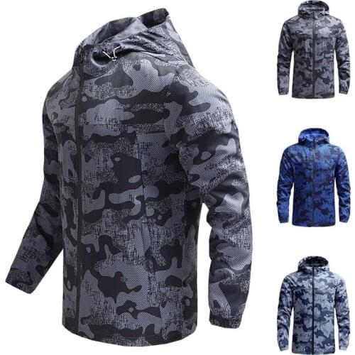 2021 New Spring Autumn Camouflage Mens Outdoor Sports Mountaineering Jacket Hooded Quick-drying Male Casual Jacket Leisure Coats