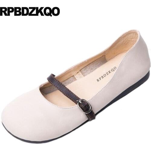 Round Toe Women White 2018 Traditional Chinese Shoes China Mary Jane Brown Flats Slip On Elderly Ladies Real Leather Designer