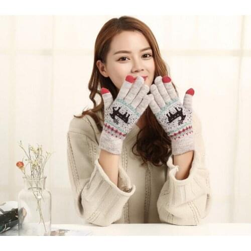 Autumn Winter Female New Cute Cartoon Deer Knitted Warm Gloves Girl Women Fashion Faux Wool Knit Full Finger Mittens Gloves A12