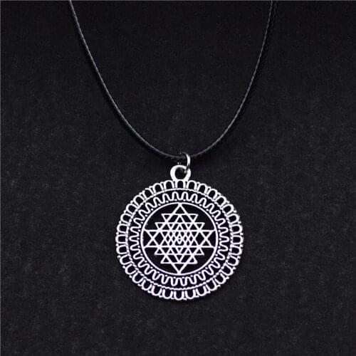 New Vintage Silver Color Sri Yantra Pattern Pendant Leather Cord Necklace Ancient Sri Yantra Symbol Charm Men Women Jewelry Gift