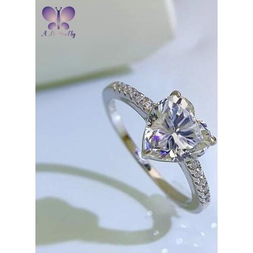 2020 New 925 Silver Ring 7x7mm Heart Cut SONA Stone Female Ring Senior Simulation Diamond Ring Wedding Ring