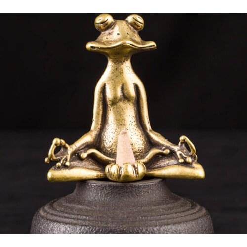 Retro Bronze Frog Statue Sculpture Incense Burner Vintage Brass Sitting Zen Frog Statue Sculpture Incense Holder Desk Ornament