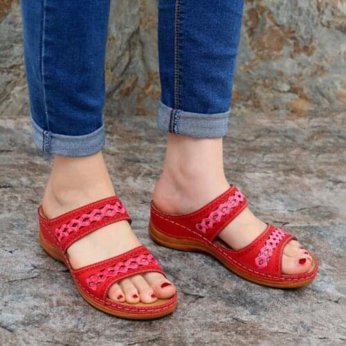 Limited Time Promotion Ladies High Quality Sandals New Non-slip Light Soft Sole Women Shoes Retro Comfortable Casual Slippers 44