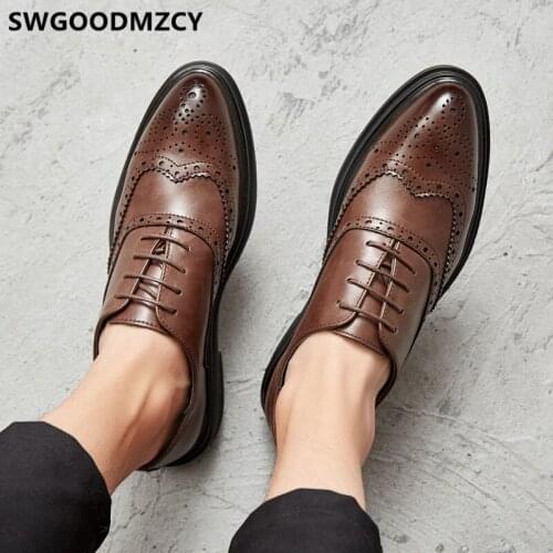 Classic Shoes Men Office Brown Dress Brogue Shoes Men Formal Coiffeur Italian Brand Wedding Dress Mens Office Shoes Leather Buty