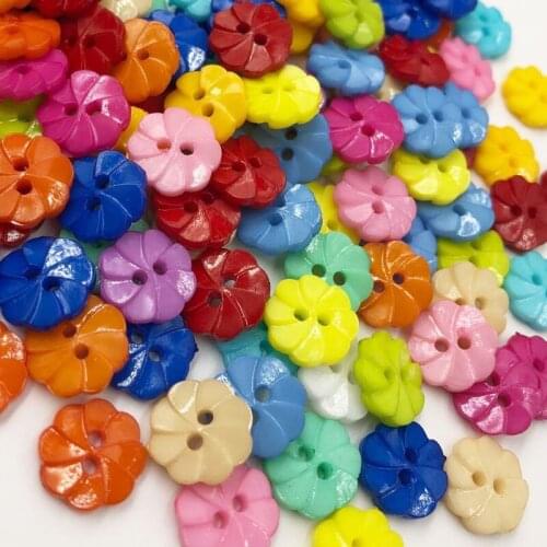 100pcs plastic button sunflower DIY Appliques/sewing 2 holes Lots mix Upick PT122