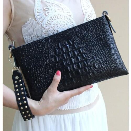 Crocodile Pattern Clutch Women 's 2020 New Fashion Bag Leather Women 's Bag Shoulder Messenger Bag Women 's Large Capacity Clutc