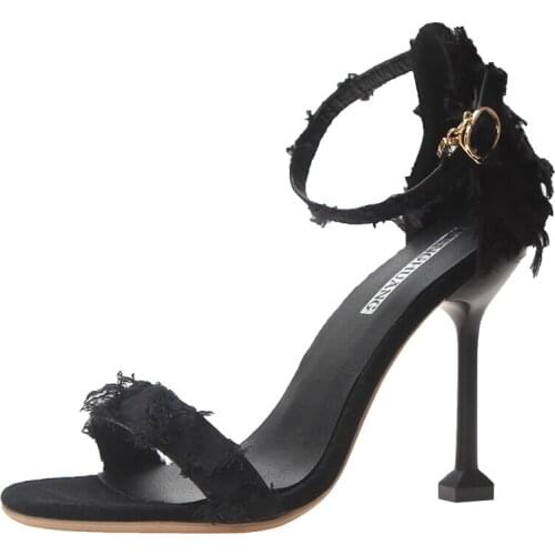 2019 Summer New Black Sexy Stiletto Buckle With High Heels Wild Open Toe Small Fresh Girl Sandals