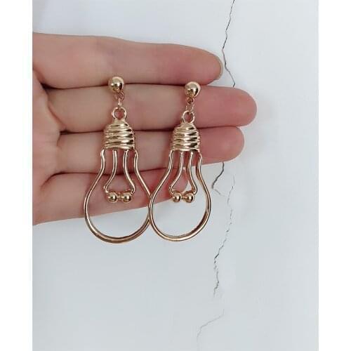 New Women Creative Metal Light Bulb Pendant Earrings Girls Dangle Earrings Simple Ear Interesting Jewelry