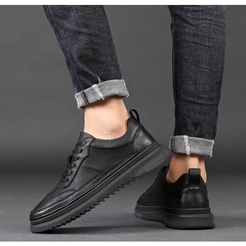 Fashionable match Men Leather Slip On Sneakers Men Casual Shoes 2021 Men Driving Breathable Lace Up Spring Summer Mens Sneakers