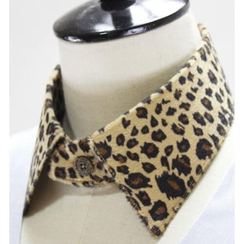 Women Fuzzy Detachable False Fake Collar Vintage Leopard Animal Print Lapel Choker Necklace Decorative Blouse Accessory