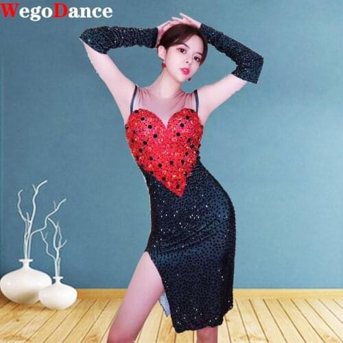 Fashion Red Heart Pattern Dress Rhinestones Stretch Costume Women Party Outfit Stage Singer Show Wear