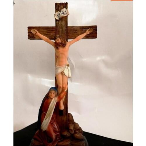 Virgin kneels with crucifixion Jesus Christ and places prayer table bless Catholic shrine Figure Statue art Sculpture Crafts