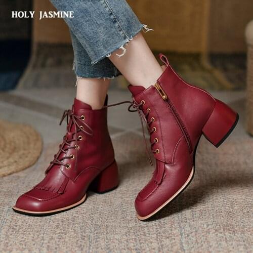 2022 New Hot Sale Genuine Leather Footwear Women Boots Side Zip Lace Up Low Heels Casual Shoes Women Ankle Boots Platform Boots