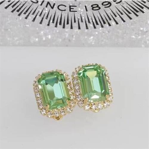 BAOSHINA Green Cubic Zirconia Stud Earrings For Women Engagement Wedding Jewelry Squre Earring Accessories