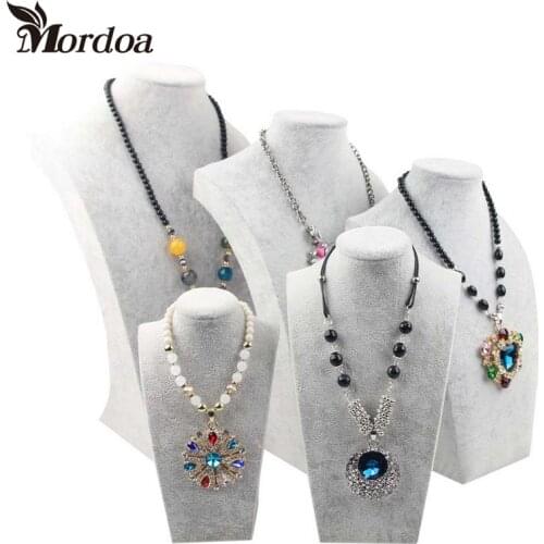 The New Arrival Grey Velvet Jewelry Model Rack Shelf Necklace Pendant Display Jewelry Display Necklace Frame Portrait Props
