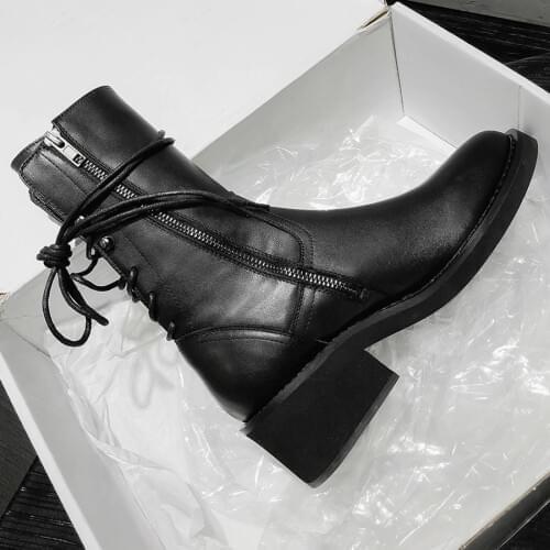 2019 Martin boots for women thick leather boots Martin platform woman boots side zipper boots lace-up winter Short Plush