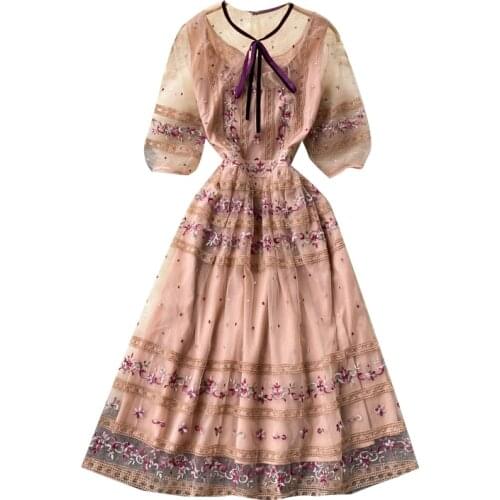 2021 New Summer Women Half Sleeve Slim Long Dress High Quality Vintage Mesh Flowers Embroidery Runway Dress