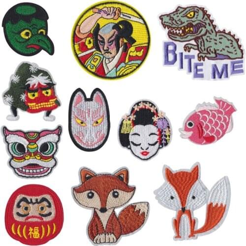New Animal Dinosaur Fish Iron on Patches Sewing Embroidered Applique for Jacket Clothes Stickers Badge DIY Apparel Accessories