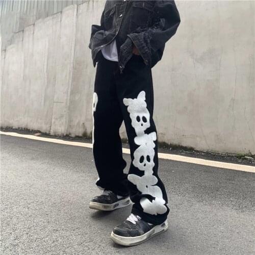 Hip Hop Vintage Denim Jean Men Skull Graffiti Patch Jeans Loose Straight Mid-rise Trousers Distressed Couple Streetwear Autumn