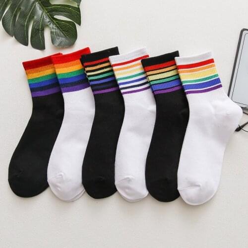 Autumn and Winter New Womens Socks Korean Rainbow Striped Socks Japanese Harajuku College Sports Cotton Socks Wholesale
