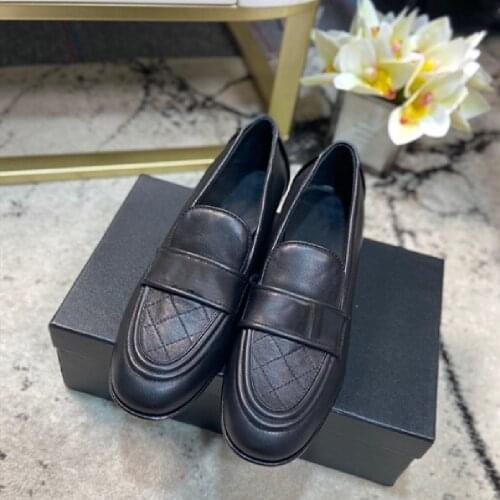 2021 New Fashion Womens Shoes Genuine Leather Flats Luxury Brand Designer Flats Hot Sell Ladies Loafers Comfortable Shoes