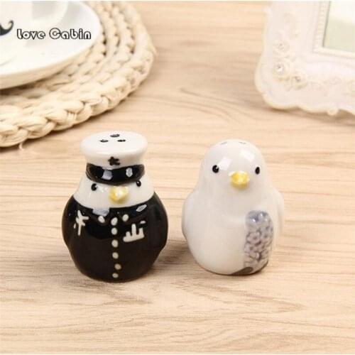 Black and white penguin ceramic pepper bottle Creative wedding return party christmas travel supplies