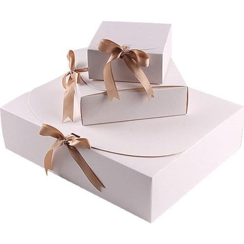 5pcs Gift Boxes Birthday Paper Favor Cases Party Anniversary Gift Packing Boxes with Ribbon For Wedding Birthday