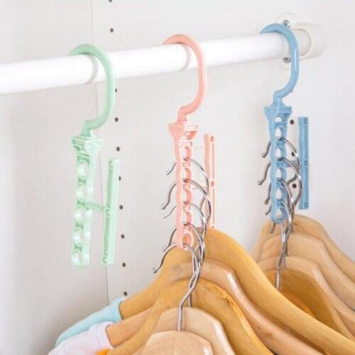 Dropship Coat Hangers For Clothes Creative Rotating Handle 5-hole Windproof Hook Baby Kids Wardrobe Classification Organizer