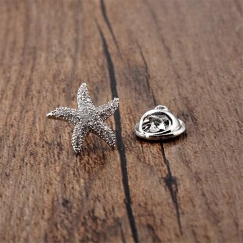 Simple Classic Silver Color Starfish Shape CZ Brooches for Men Women Alloy Shawl Cardigan Collar Pins Accessories